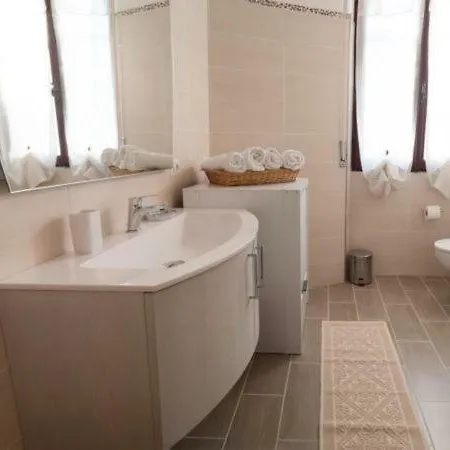 Alpesi faház Pittulongu Chalet Sleeps 7